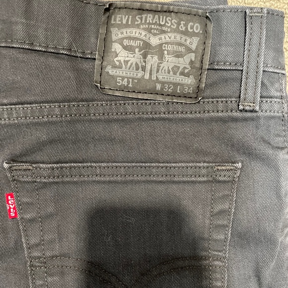Mens Levi’s Pants 32x34 - Picture 1 of 3